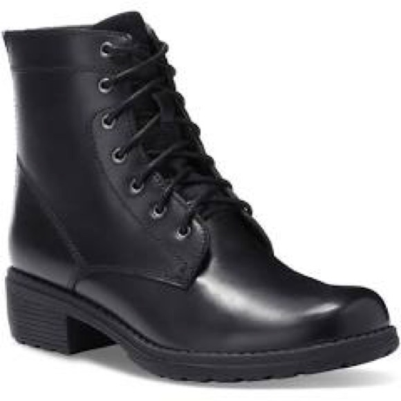 Eastland Shoes - Eastland Women’s Blair Genuine Leather Lace-Up Fashion Boots w/back zipper-NICE!